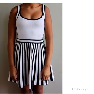 ❤️Gorgeous Guess Dress❤️